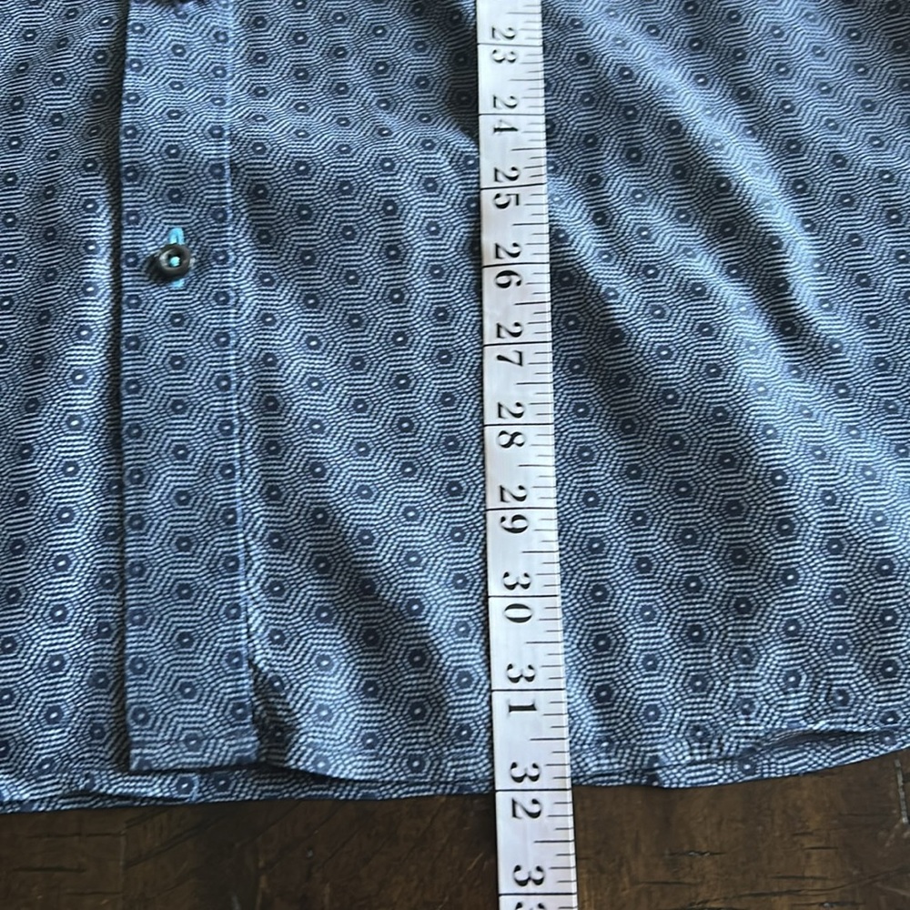 Tommy Bahama Men's Blue Patterned Shirt - Picture 10 of 13